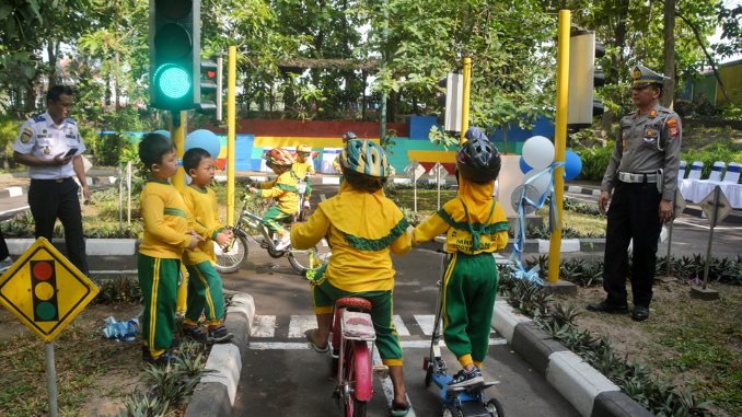 7 Taman Kota di Bandung yang Cocok Buat Santai dan Nongkrong